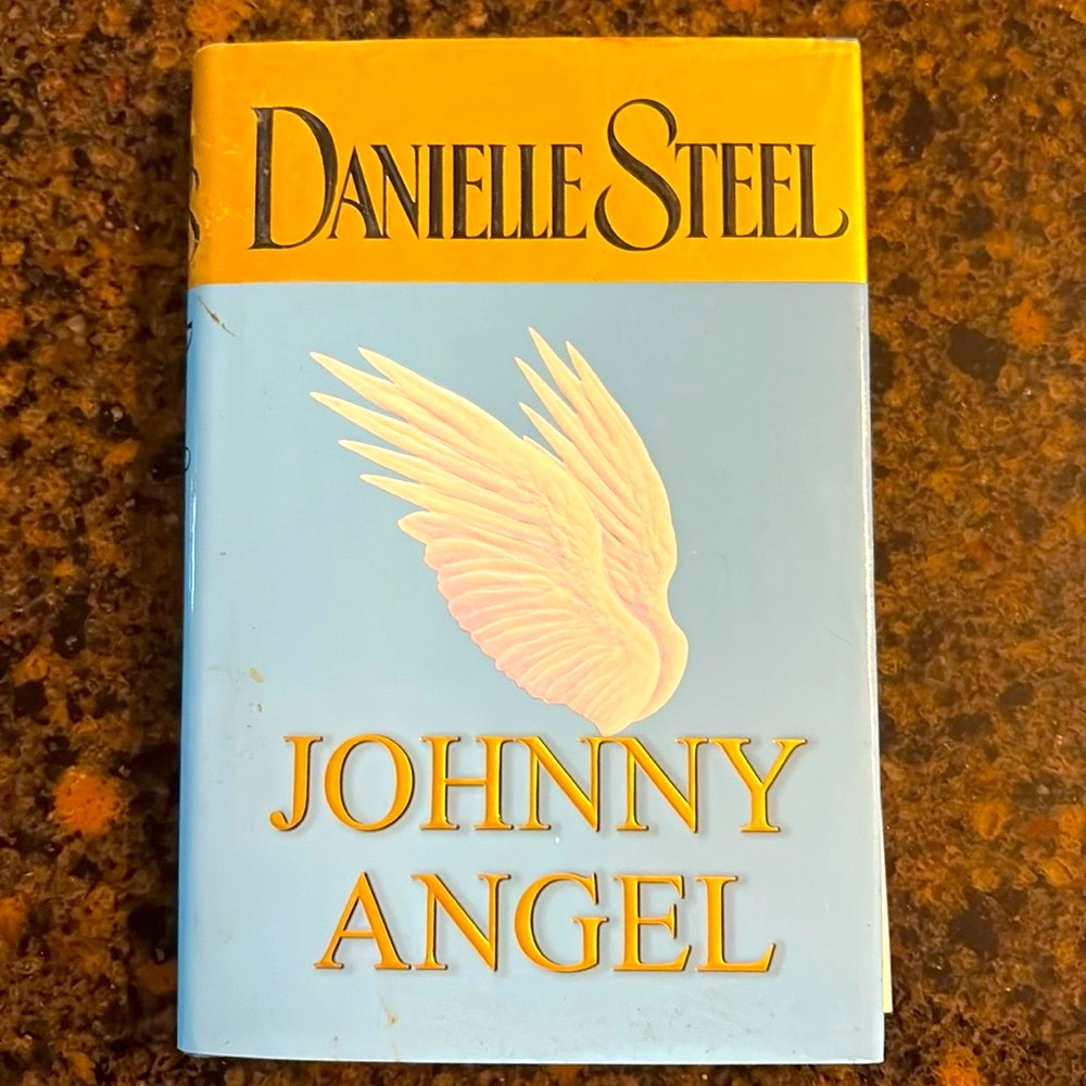 Danielle Steel - Johnny Angel - Hard Cover Book